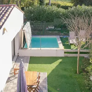 https://maison-avec-piscine-chauffee-privative-a-10min-des-plages.fr-provencehotel.com